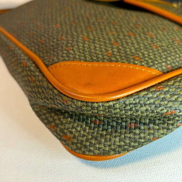 EUC Vintage Yves Saint Laurent Clutch (Remy Martin) - Picture 4 of 12